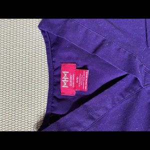 Girls scrubs 8/10